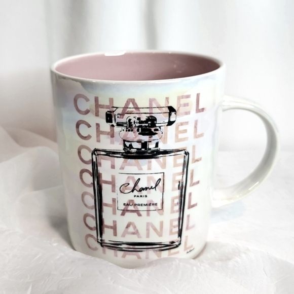 NEW! Designer Inspired Mug 20oz High shine glaze - Picture 3 of 5